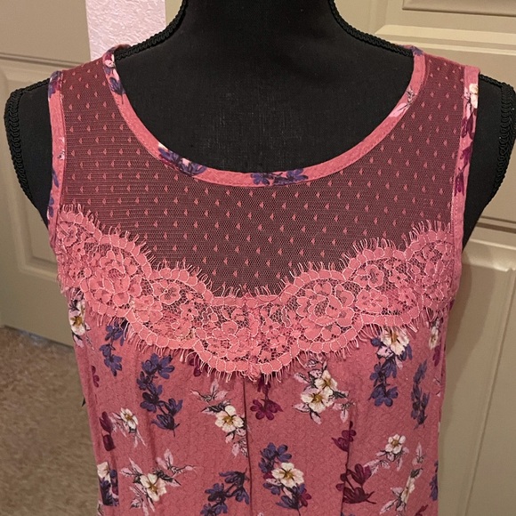 No Boundaries Pink Floral Blouse - Picture 6 of 6